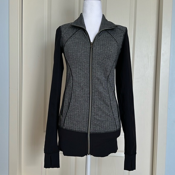 LULULEMON Asana Herringbone Full Zip Jacket Black & Gray Size 4 - Picture 5 of 14